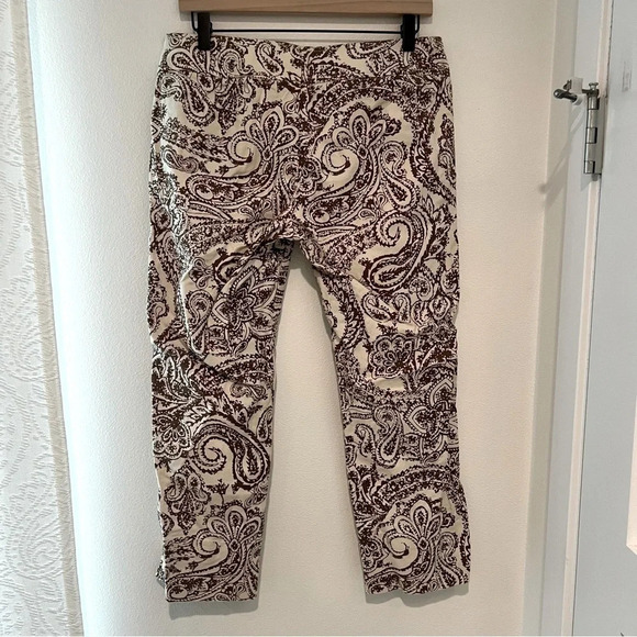 Gap Stretch Brown and Cream Cropped Pants - Picture 2 of 7